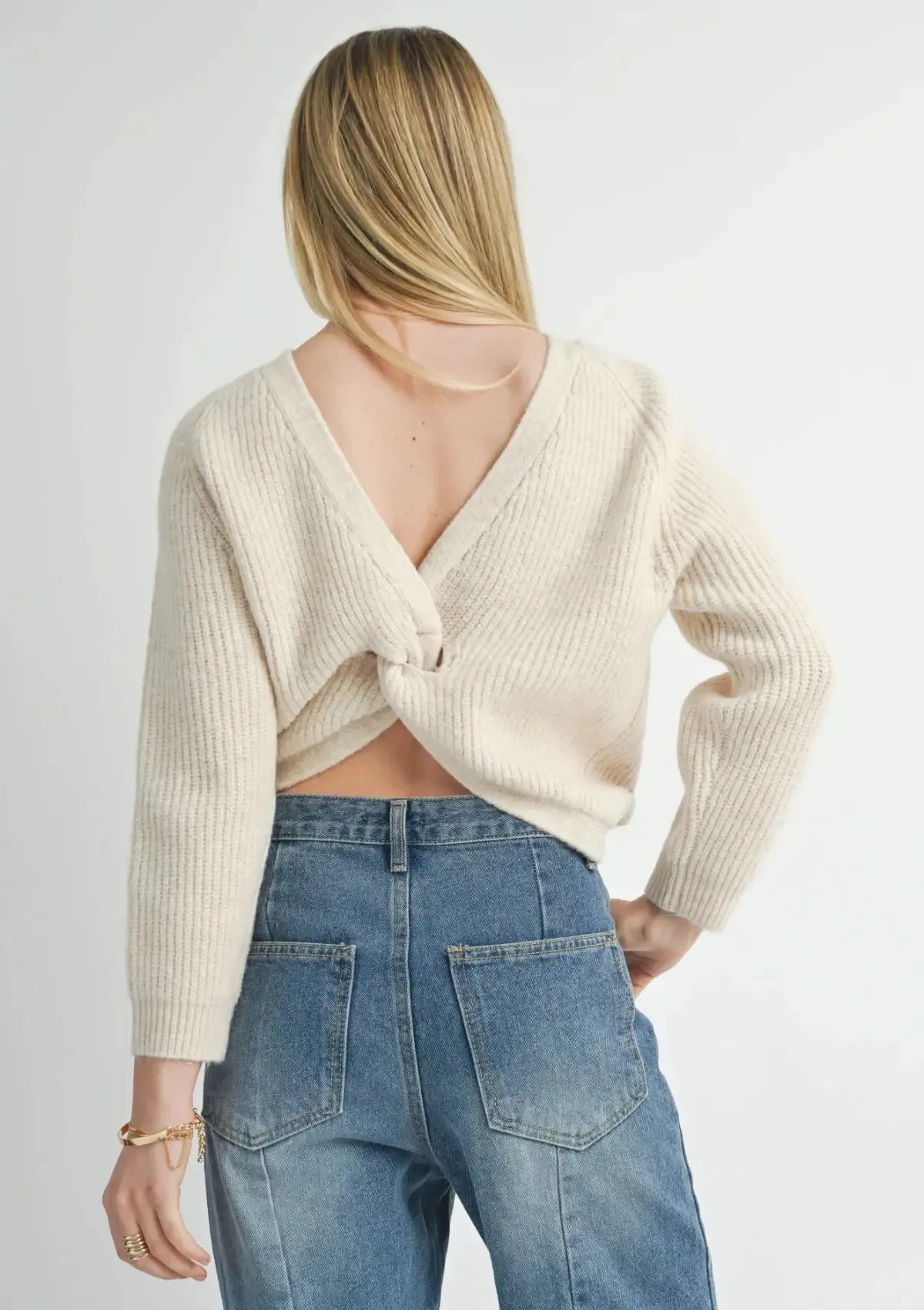 Cece Reversible Twist Sweater - Ivory
