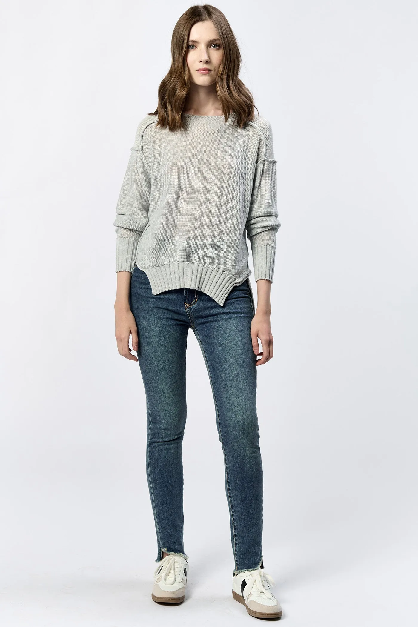 JENNA CREW NECK LONG SLEEVE OVERSIZED SWEATER HEATHER GREY