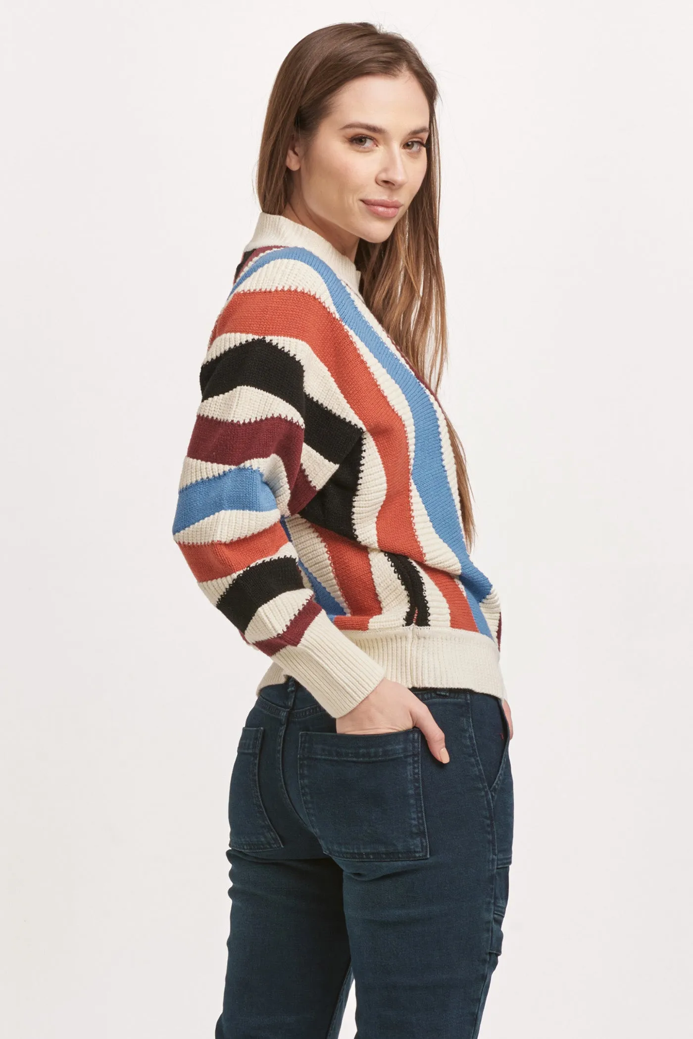 KAYLIN CREW NECK LONG SLEEVE RELAXED FIT SWEATER ZIGZAG