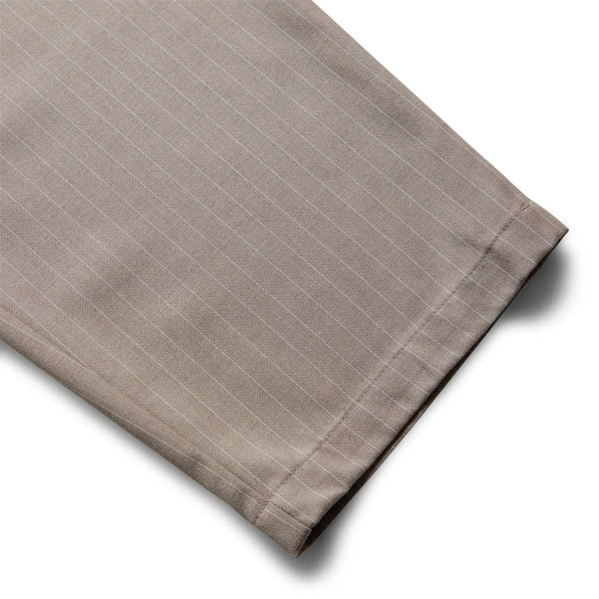 STRIPED VOLUME PLEATED TROUSER