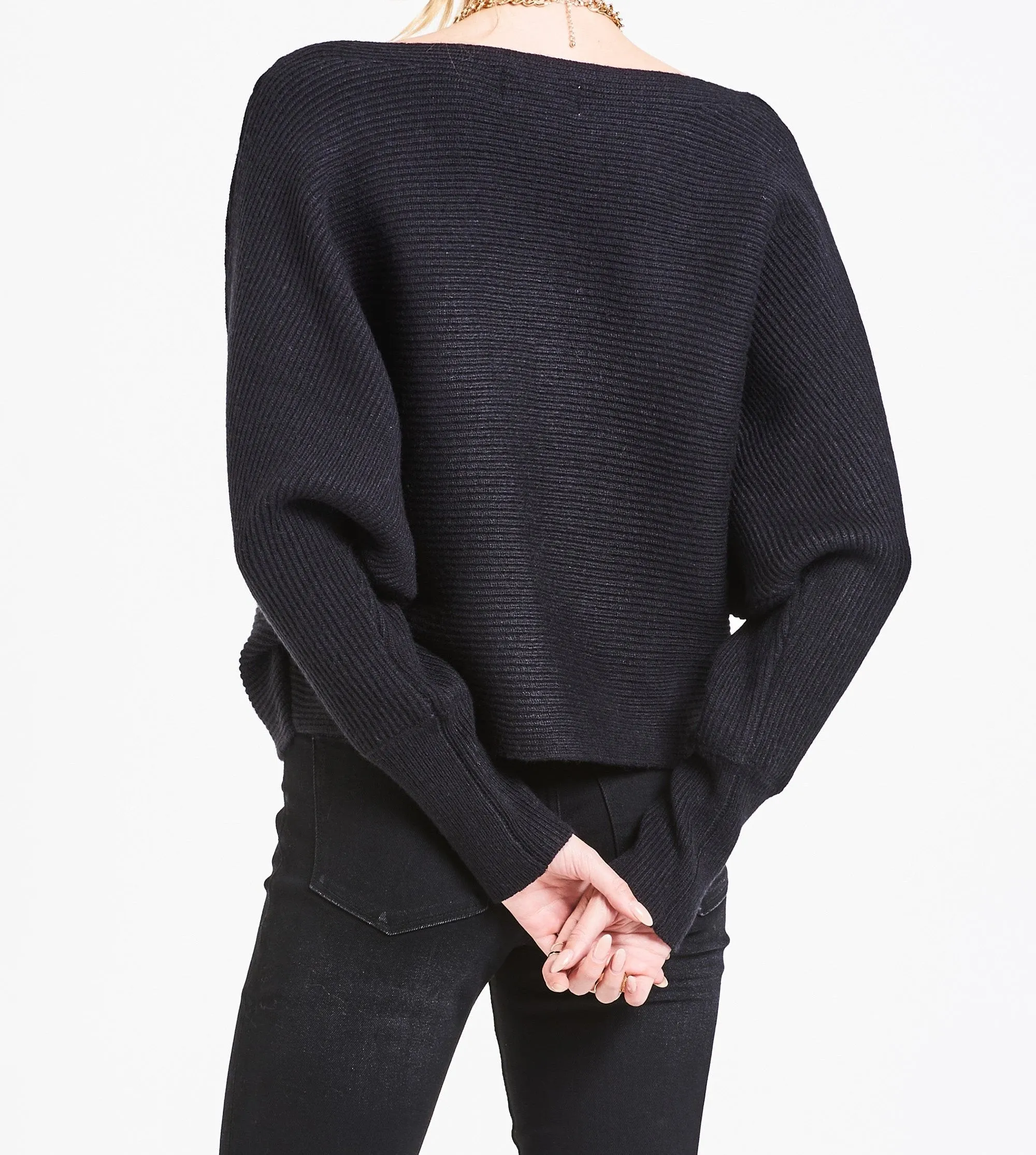 TIFFINY OFF SHOULDER SWEATER BLACK